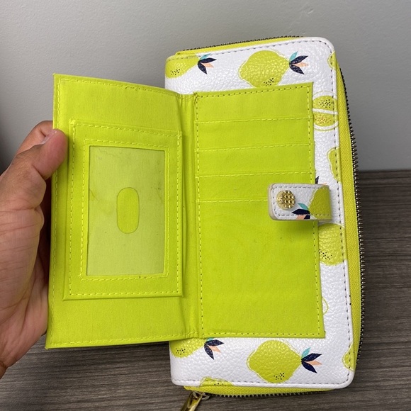 COPY - Cute Women’s Wallet with Lemons - Picture 5 of 5